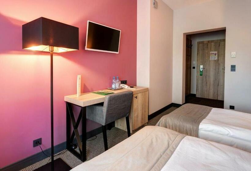 غرفة قياسية, Wojciech