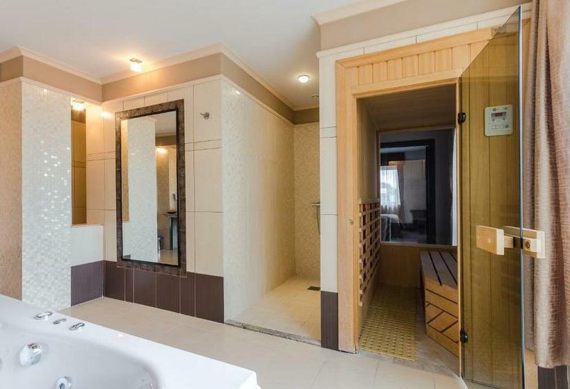 جناح مزود بتراس, Hunguest Hotel Apollo