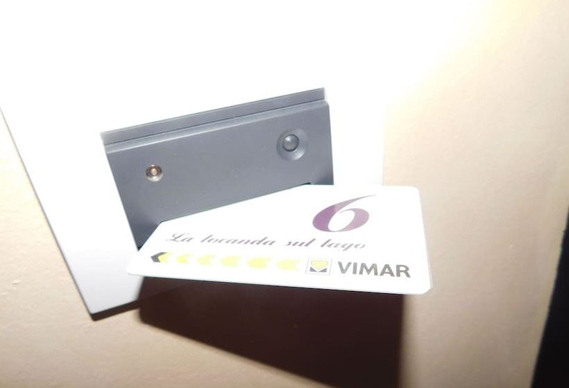 غرفة قياسية ثلاثية, La Locanda Sul Lago