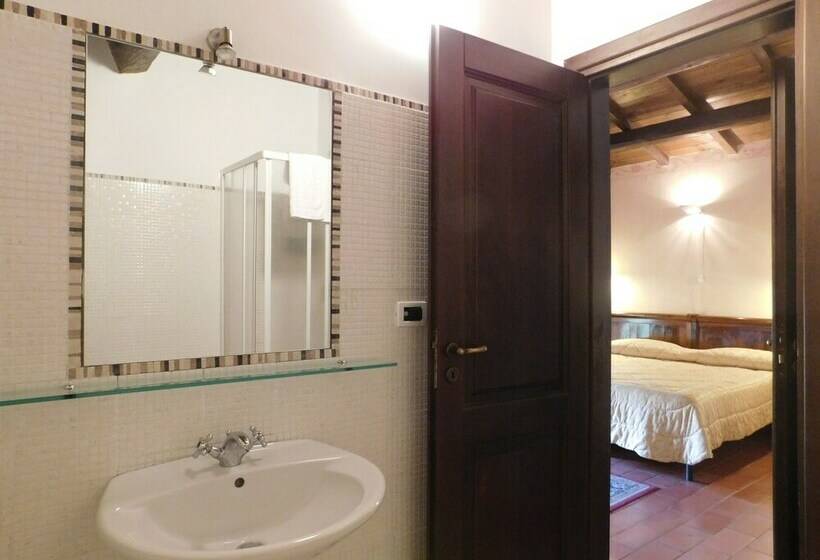 جناح إدارى, La Locanda Sul Lago