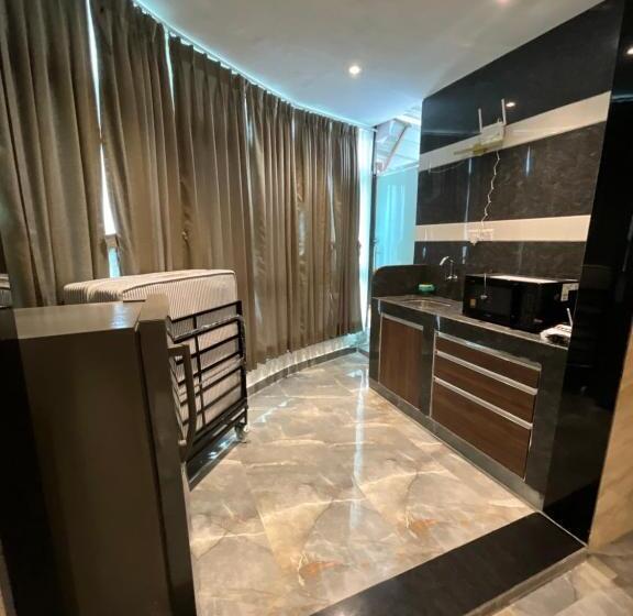 Suite, Bunk N Beyond