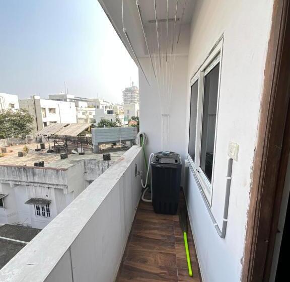 Bed in Shared Room, Bunk N Beyond