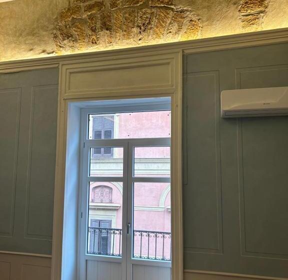 اتاق لوکس با تخت بزرگ, Heritage Collection Palermo B&b