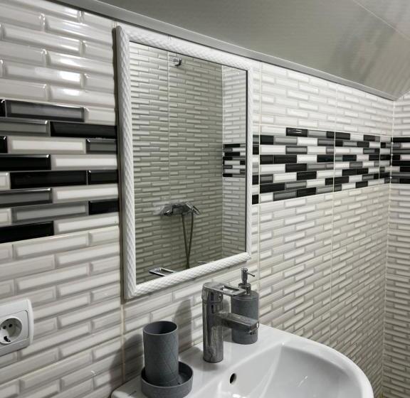 4인용 스탠다드 룸, готельно ресторанний комплекс кичера