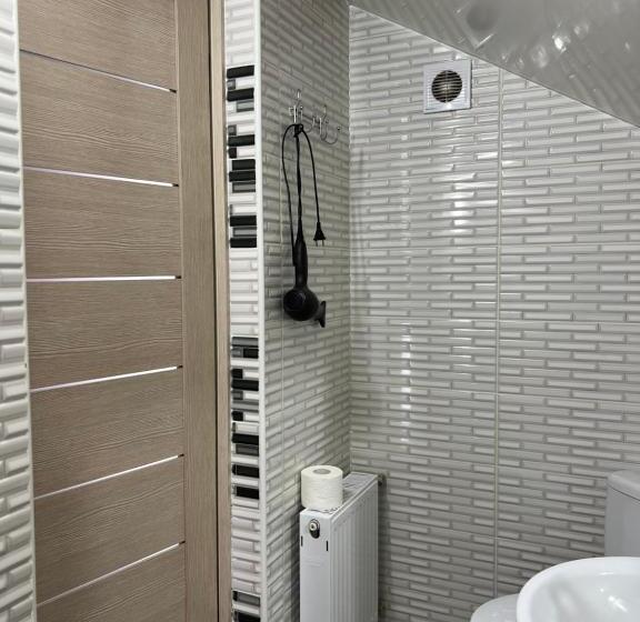 4인용 스탠다드 룸, готельно ресторанний комплекс кичера