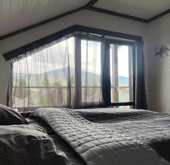 4인용 스탠다드 룸, готельно ресторанний комплекс кичера