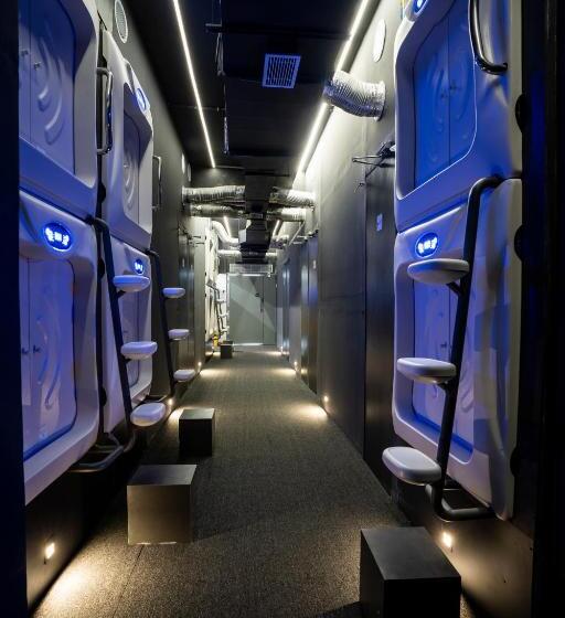 シングルデラックスルーム, Naptapgo, Ec Metro   Luxury Japanese Pod Room   Lounge, Wi Fi
