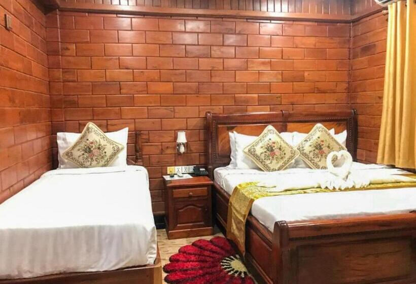 豪华家庭房间, Hong Pep