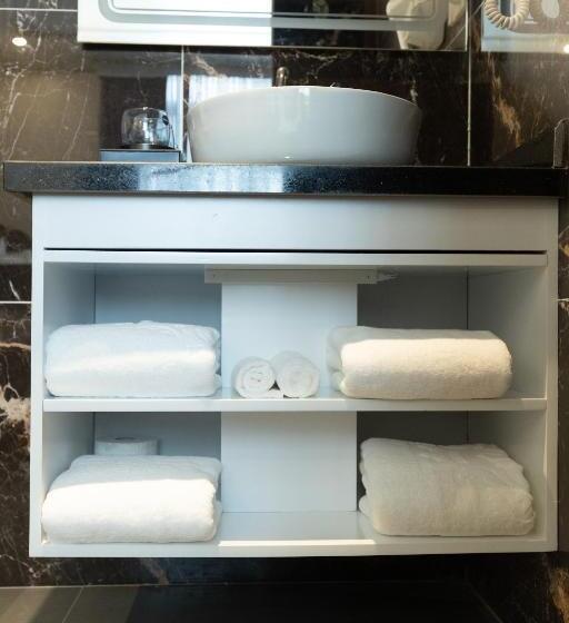 اتاق لوکس, Royal Dương Nội