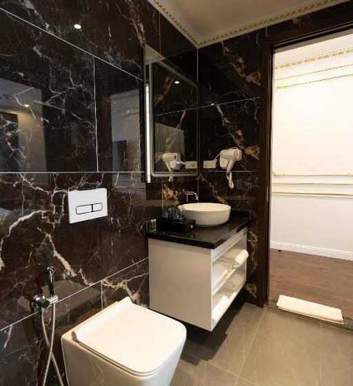 اتاق لوکس, Royal Dương Nội