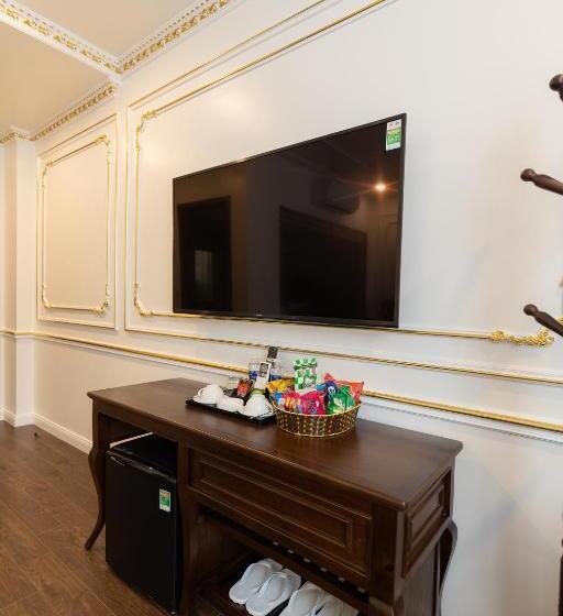 اتاق لوکس, Royal Dương Nội