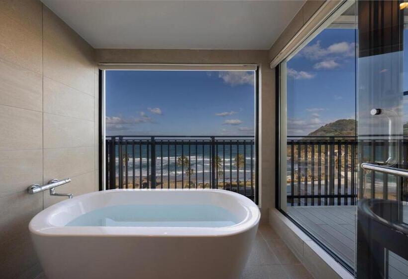 جناح ديلوكس, Seven X Seven 糸島