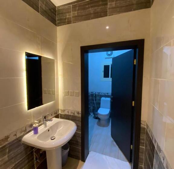 דירת שני חדרים, Zomrud Al Morouj