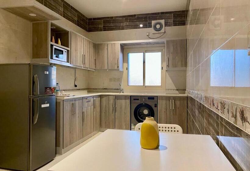 דירת שני חדרים, Zomrud Al Morouj