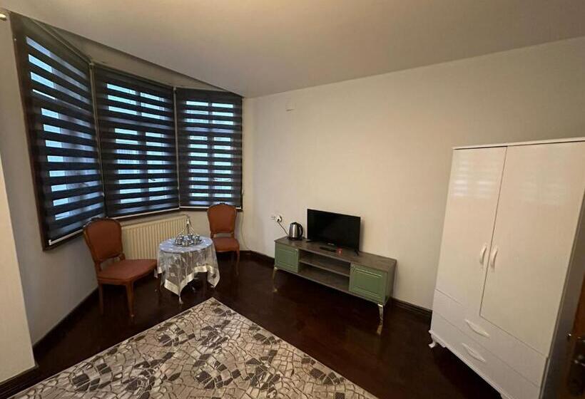 اتاق لوکس سه تخته, Konak Kardelen