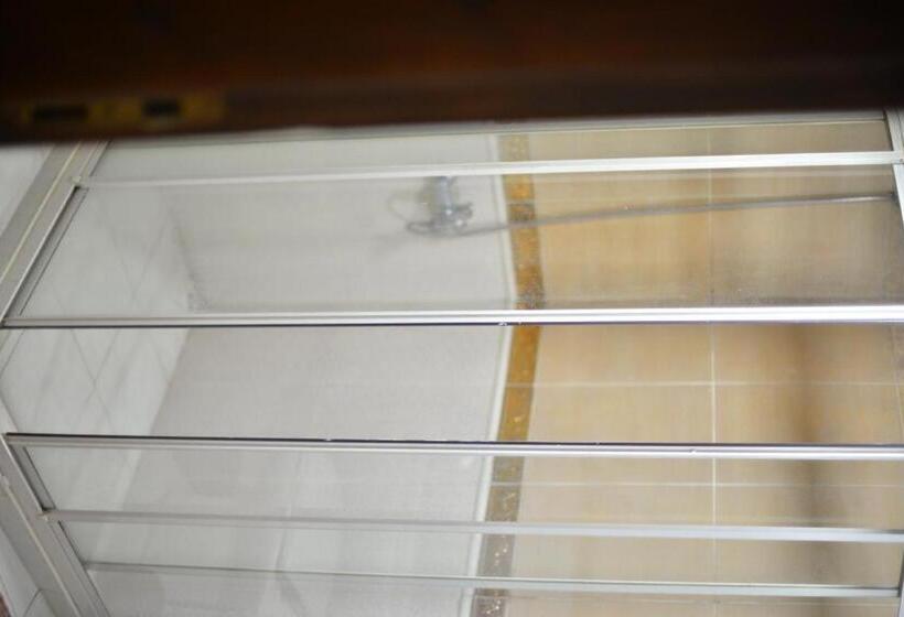 اتاق کلاسیک سه تخته, Konak Kardelen