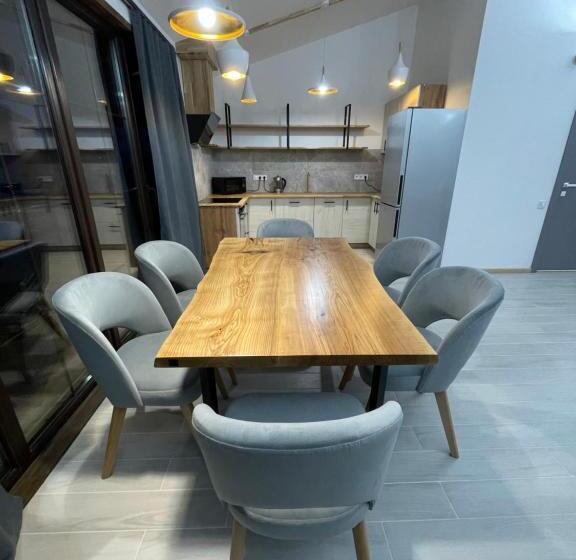 ویلای لوکس 1 خوابه, Nafta Aparts & Villas