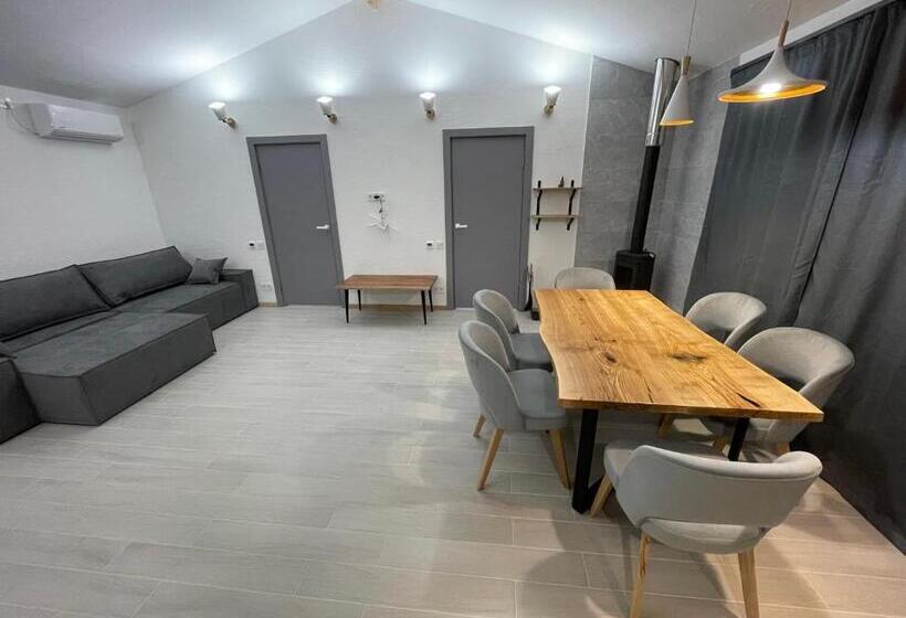 ویلای لوکس 1 خوابه, Nafta Aparts & Villas