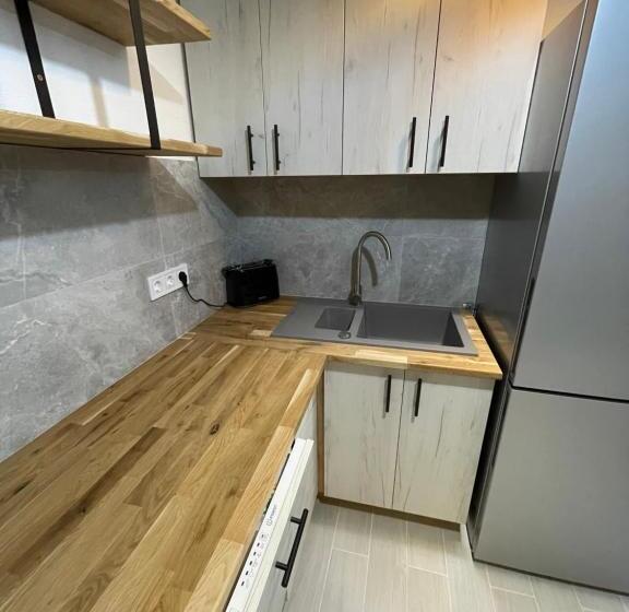 ویلای لوکس 1 خوابه, Nafta Aparts & Villas