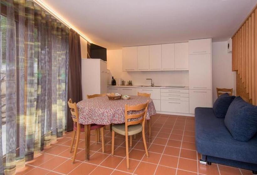 کلبه ییلاقی, Bel Sass