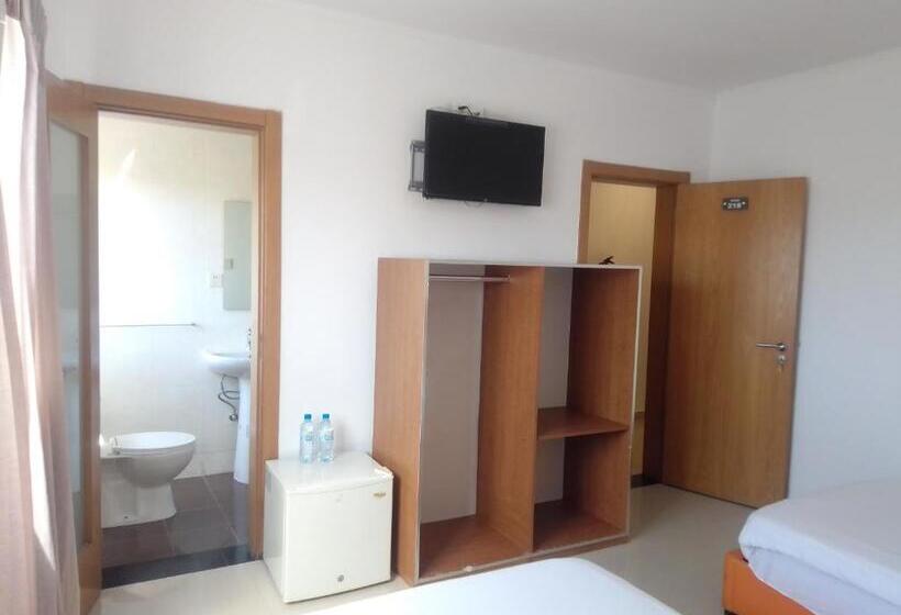 اتاق استاندارد, Hospedaria U