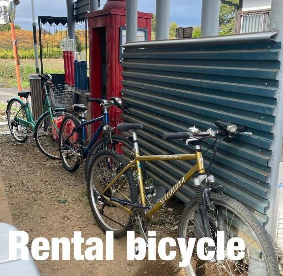 غرفة قياسية, Jiji Baba House