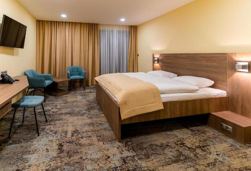 اتاق استاندارد با چشم‌انداز کوهستان, Spa & Wellness Hotel Fitak