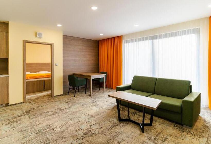 شقة غرفتين, Spa & Wellness Hotel Fitak