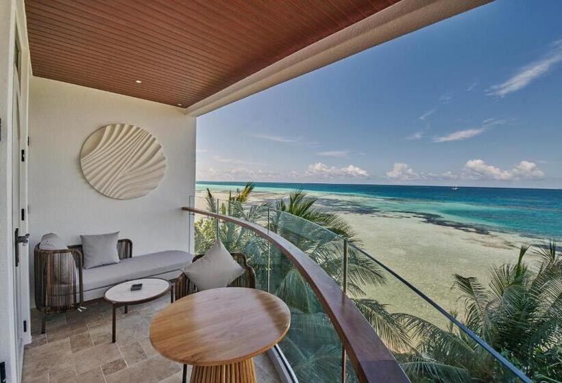 اتاق لوکس با چشم‌انداز دریا, Stone Hotels Dhiffushi