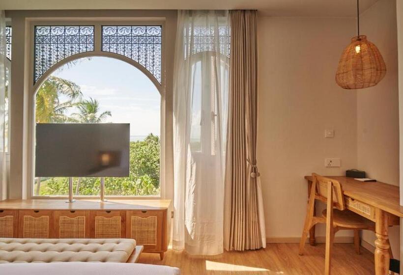 اتاق لوکس با چشم‌انداز دریا, Stone Hotels Dhiffushi