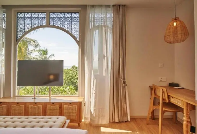 اتاق لوکس با چشم‌انداز دریا, Stone Hotels Dhiffushi