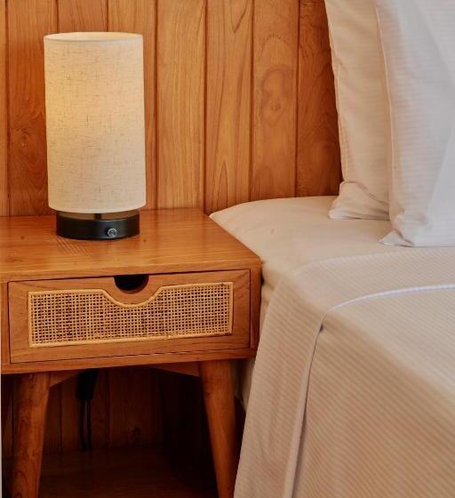 اتاق لوکس خانوادگی, Stone Hotels Dhiffushi