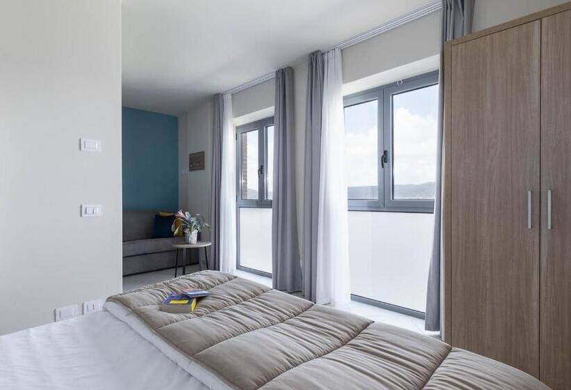 إستوديو قياسى, Tuscasì Apart