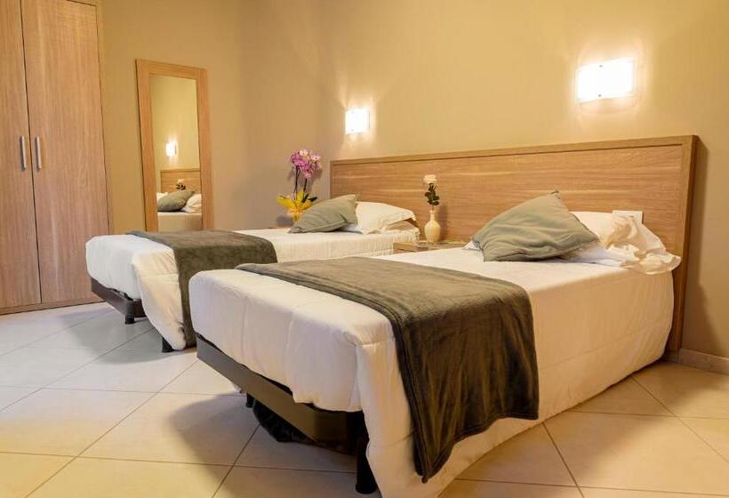 סוויטה דלוקס, Tuscasì Apart