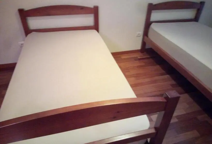 スタンダードルーム, Costa S Lodging, 5min To The Airport, Shared Room For 2 People, Shuttle Service Available