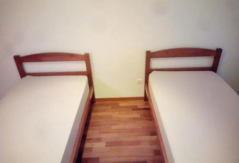 スタンダードルーム, Costa S Lodging, 5min To The Airport, Shared Room For 2 People, Shuttle Service Available