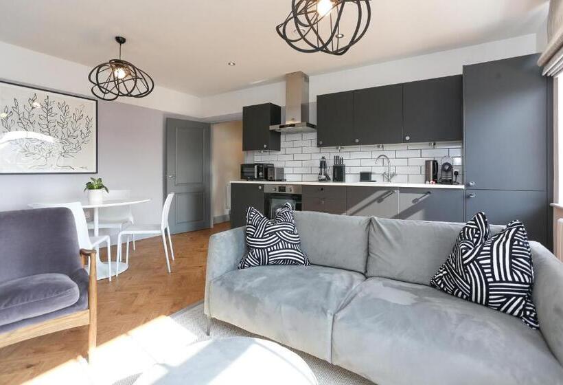 Apartamento 2 Quartos, Arlington House, Central Apartmant