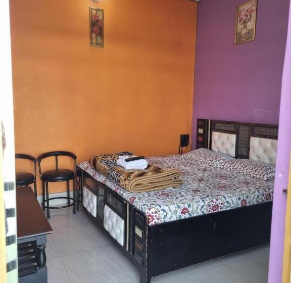 غرفة قياسية, Aastha And Restaurant