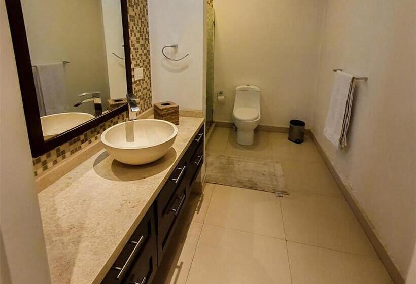 חדר דלוקס לארבעה, Boutique Quince & 15