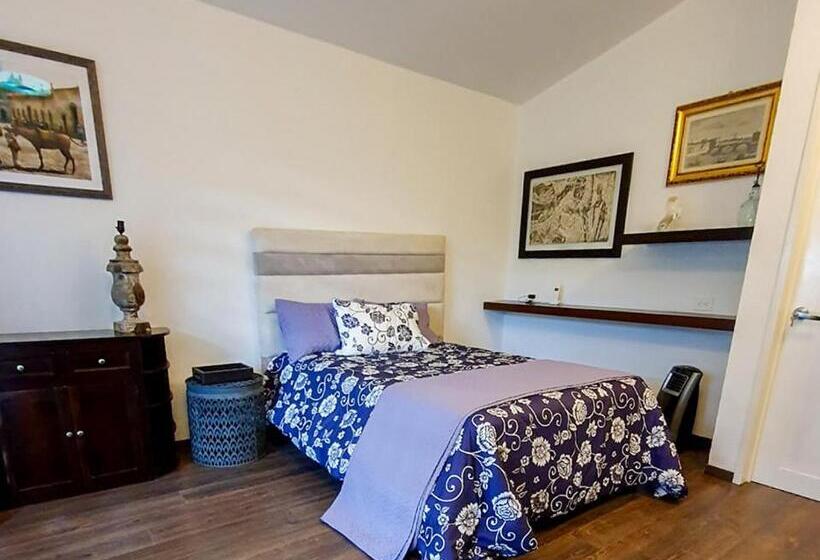 חדר דלוקס, Boutique Quince & 15