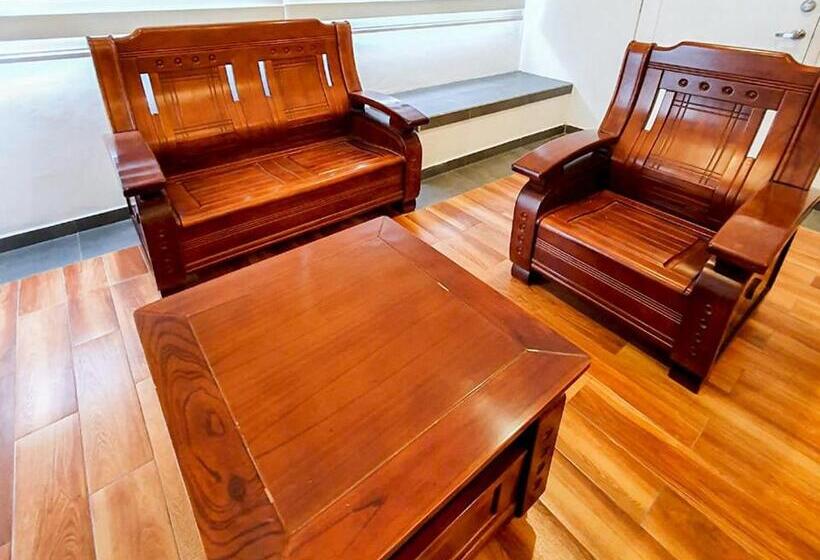 סוויטת ג'וניור, Boutique Quince & 15