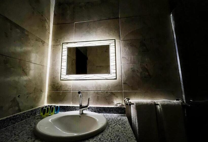 اتاق لوکس یک تخته, Golden Grand Egyptian Museum Inn