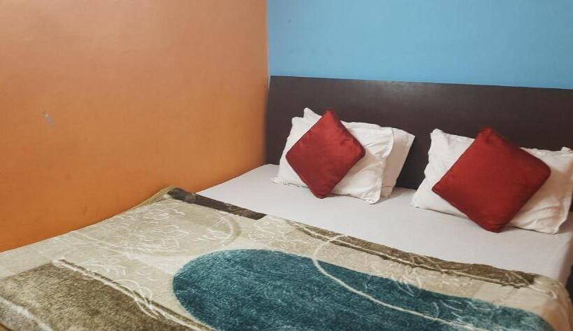 غرفة قياسية, Golden Height