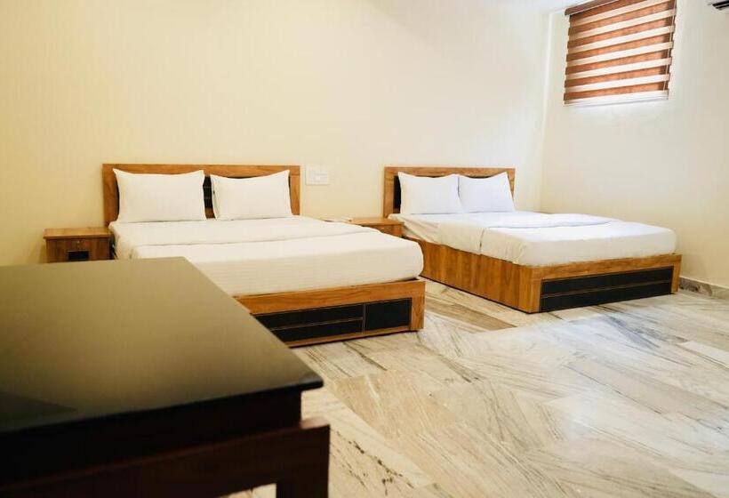 غرفة ديلوكس عائلية, Kalanad Residency