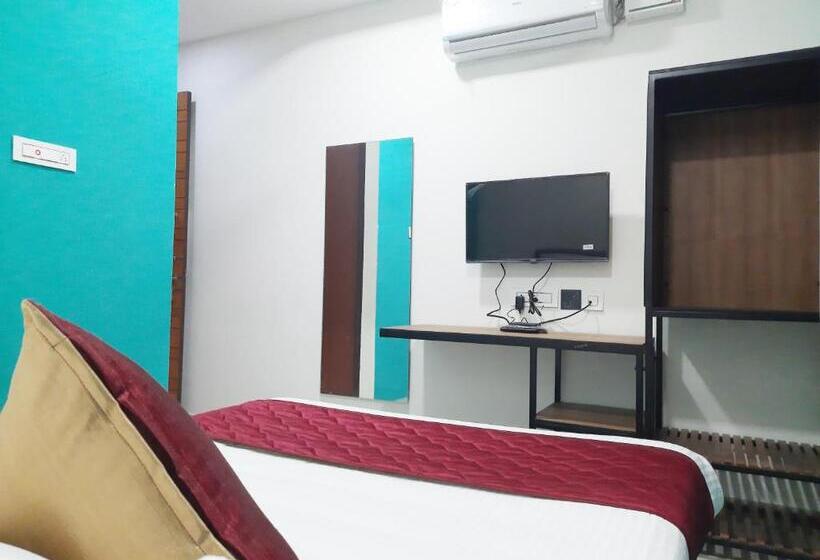 デラックスルーム, Kumbakonam