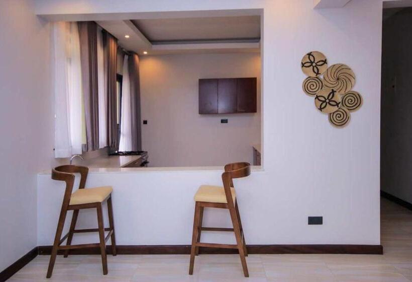 سوییت اجرایی, Lemaiyan Suites