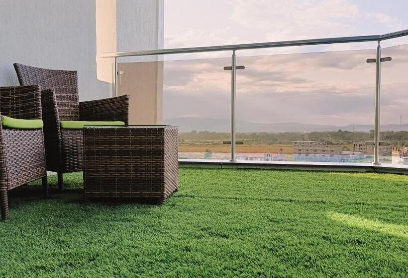 سوییت اجرایی, Lemaiyan Suites