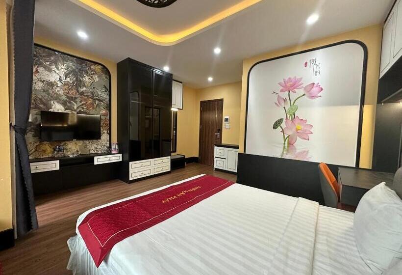 اتاق لوکس خانوادگی, Thien Han Phat