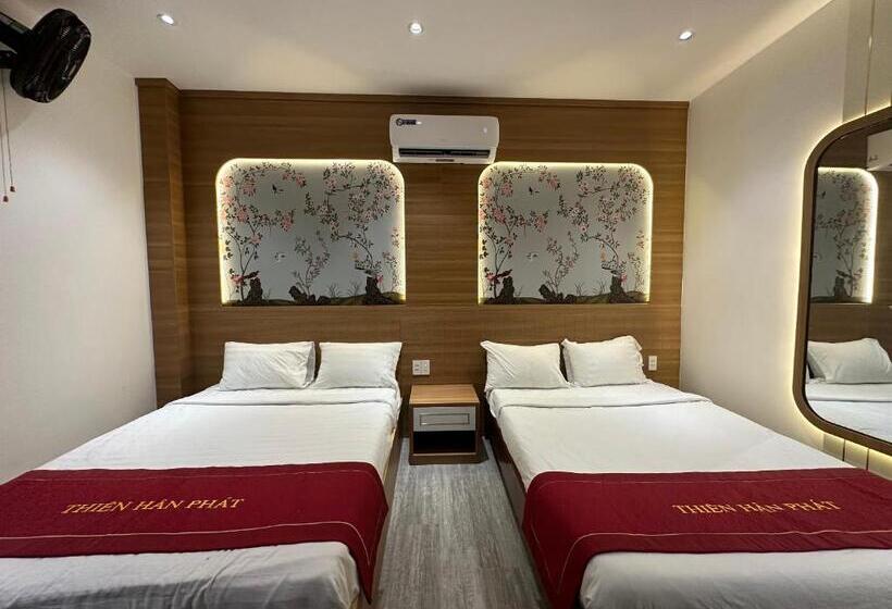 اتاق سوپریور خانوادگی, Thien Han Phat