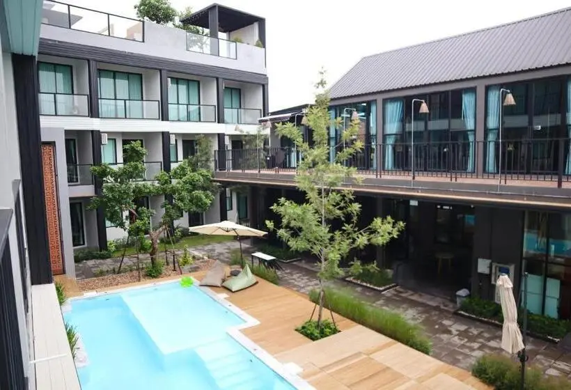 キングサイズベッドのスタンダードルーム, Phu Sakon Ville